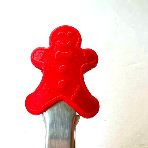 2 Red Silicone Gingerbread Men Tongs Christmas Kitchen Baking Party - Picture 1 of 6